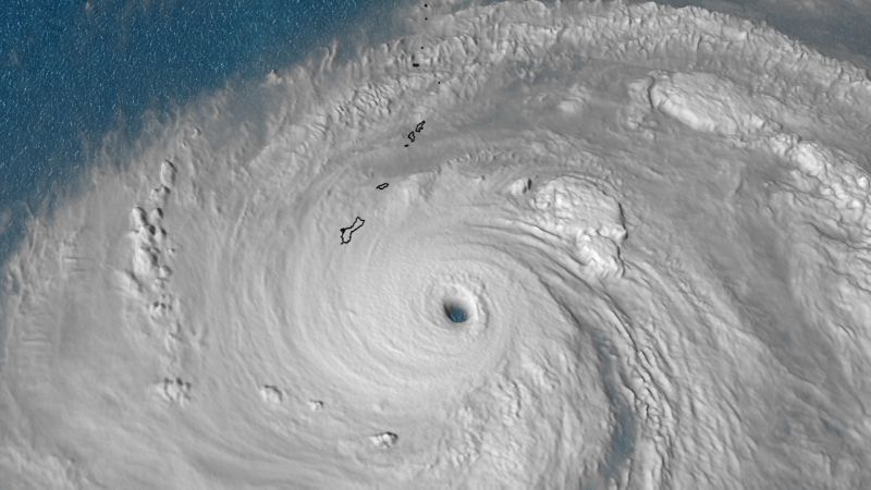 typhoon-mawar-eye-guam